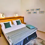 Piccadilly Hotel 3*