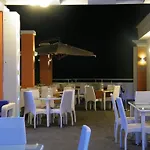 Piccadilly Hotel