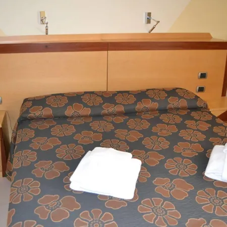 Piccadilly Hotel