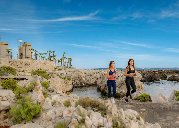 Piccadilly Hotel Szálloda