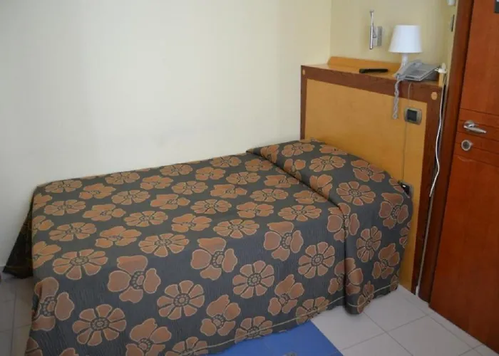 Szálloda Piccadilly Hotel